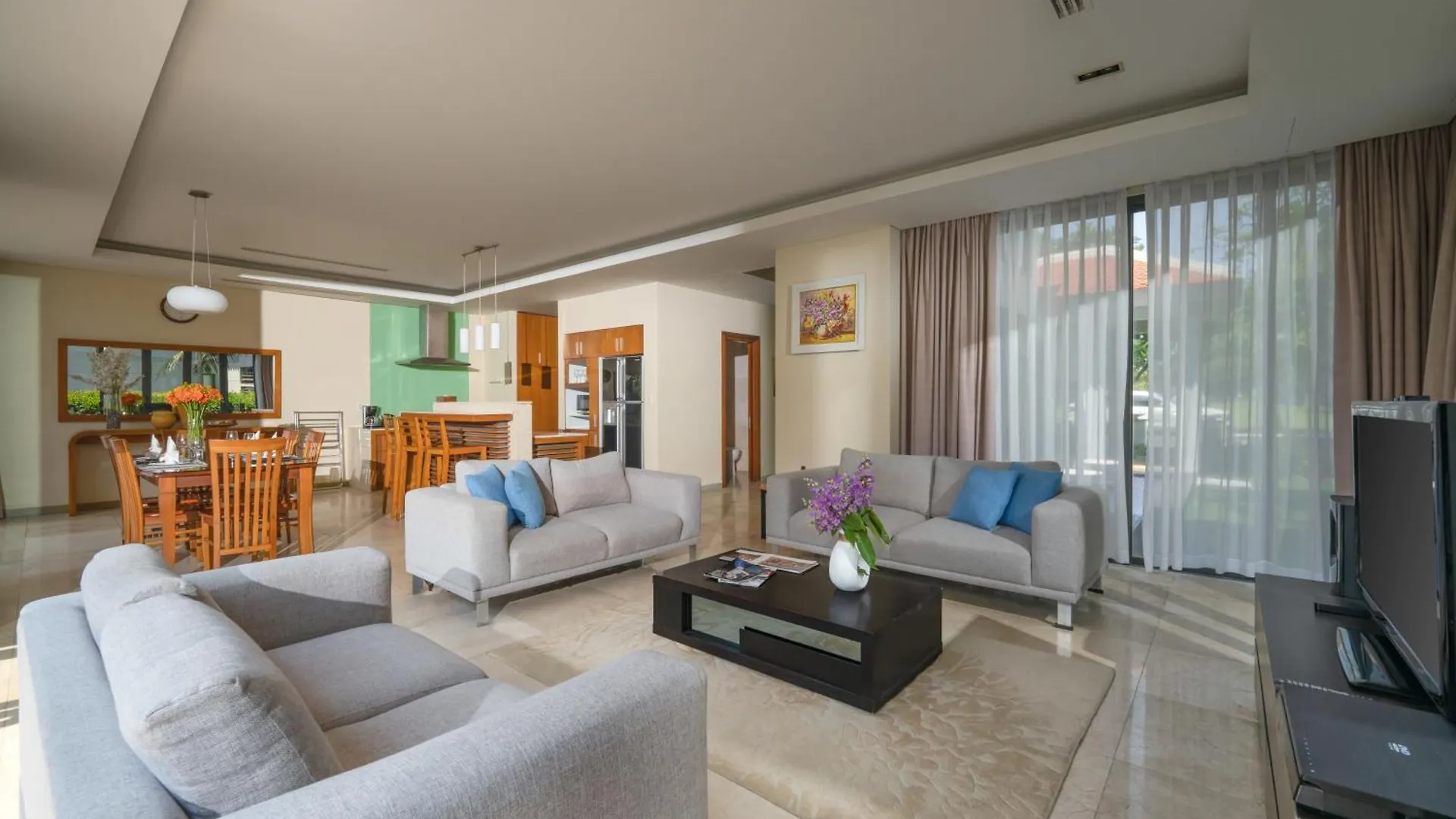 Luxury Dana Beach Resort & Spa ダナン市 5*,  ベトナム