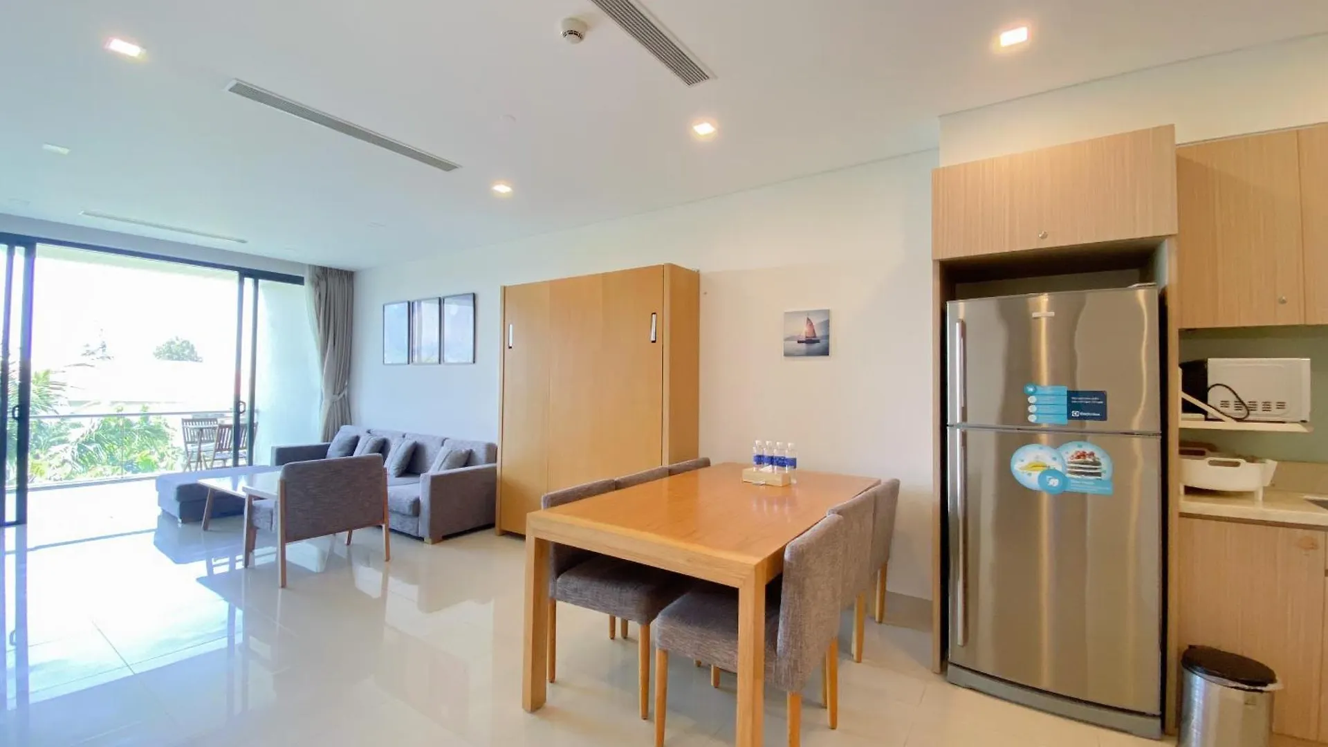 Luxury Dana Beach Resort & Spa ダナン市 5*,  ベトナム