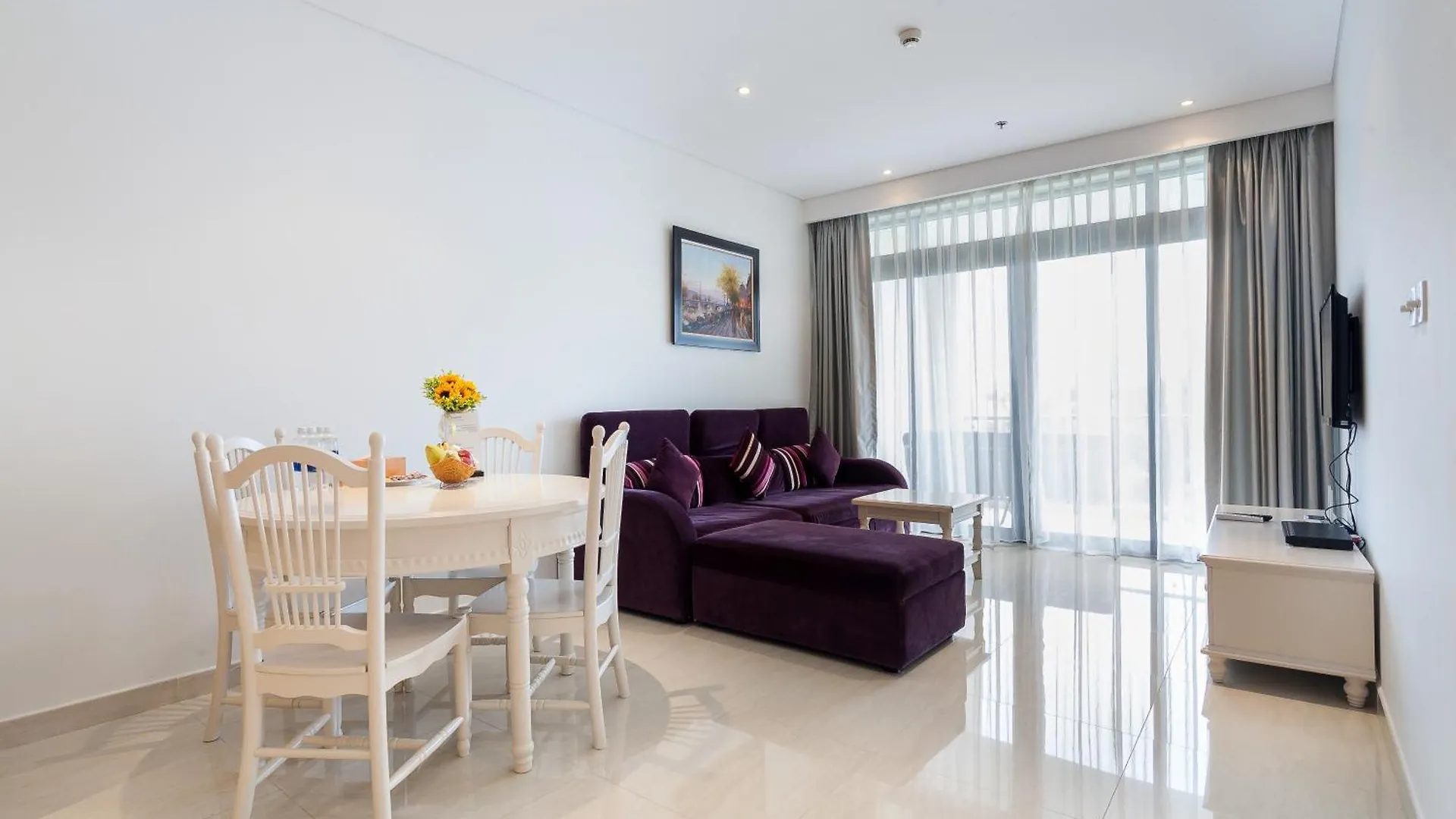 Luxury Dana Beach Resort & Spa 다낭 베트남