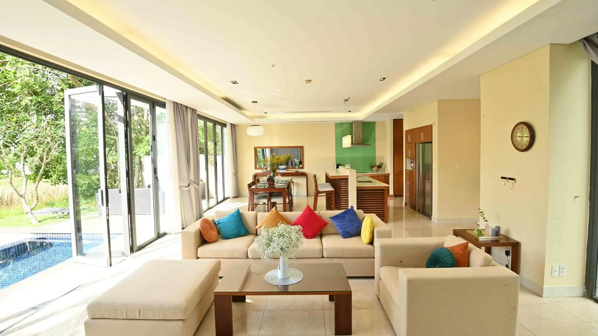 ***** 아파트호텔 Luxury Dana Beach Resort & Spa 다낭 베트남